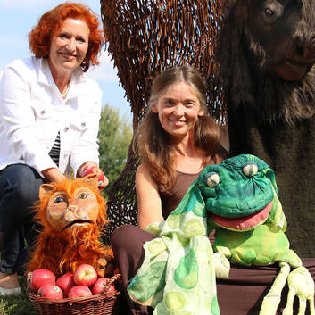 Doris Wolkner Steinberger and Elfi Scharf at Tierwelt Herberstein