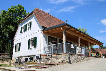 Gifts at the Herberstein Wildlife Park